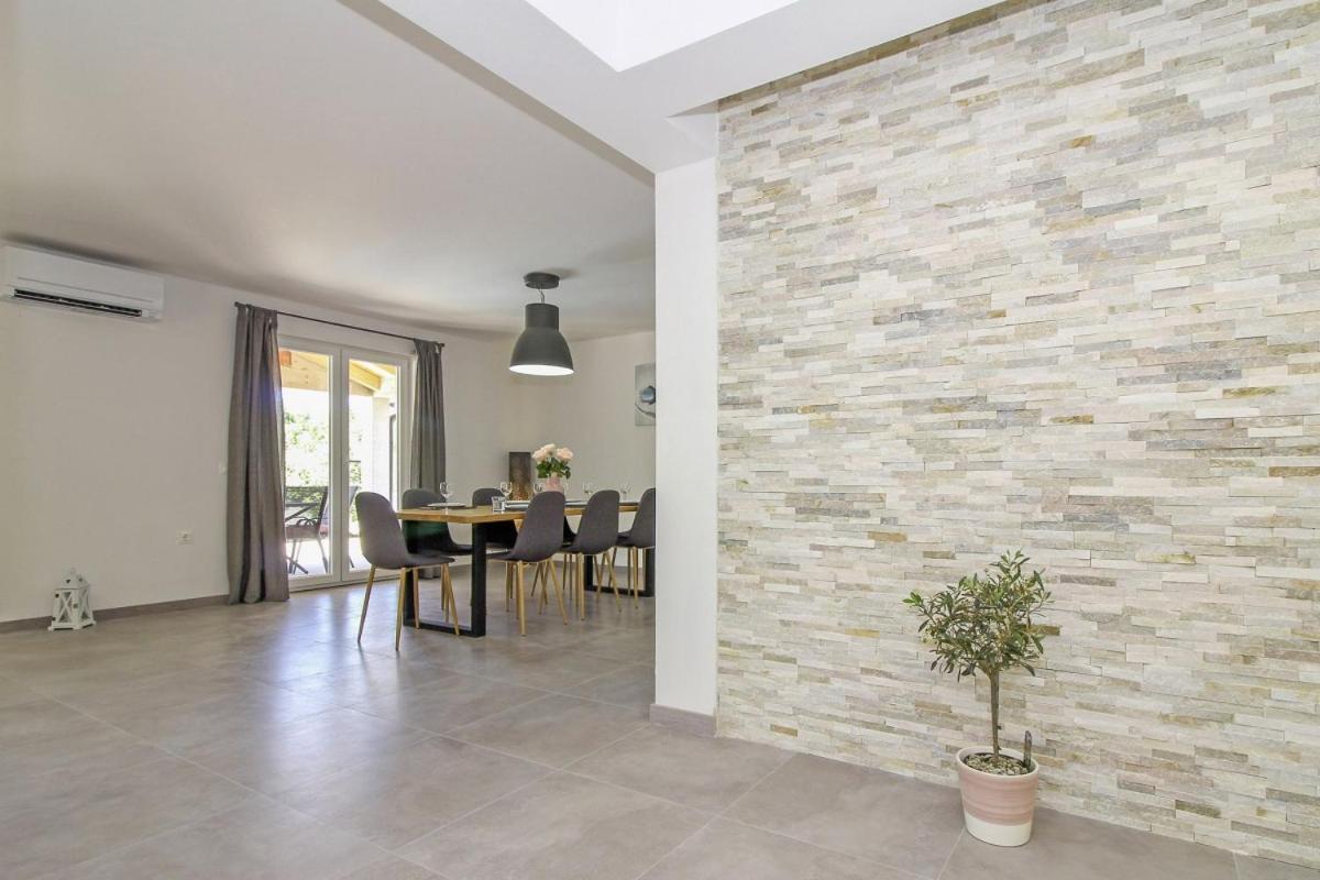 Natascha In Pamici - Haus Fuer 6 Personen Villa Žminj Exteriör bild